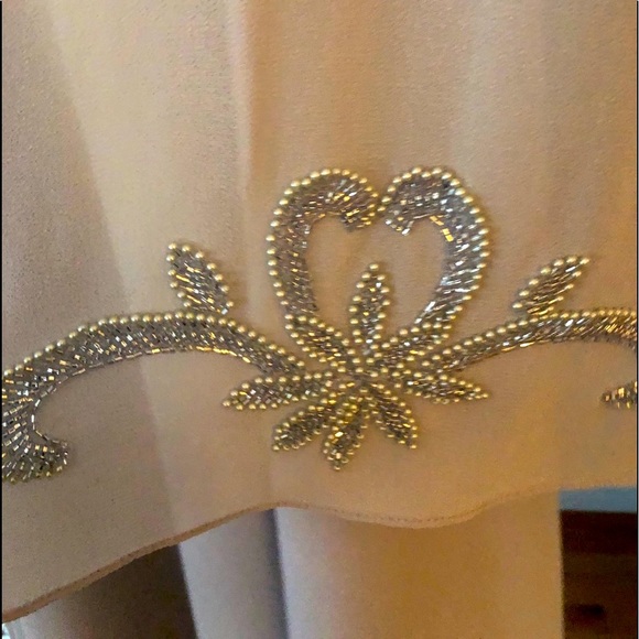 Maxi event dress with beautiful beaded Gown - Picture 5 of 7